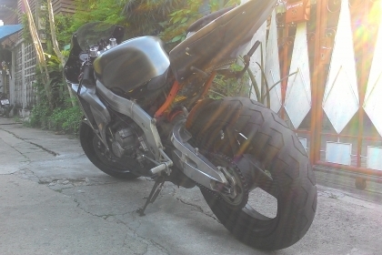 ท้าย S1000rr+รังแบต