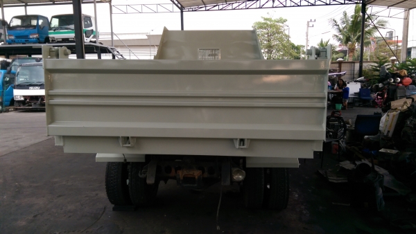 รถดั้ม 6 ล้อเก่าญี่ปุ่น สภาพสวยมาก เครื่อง 195 แรง เบรคจิฟฟี่ รถดั้ม 6 ล้อเก่าญี่ปุ่น สภาพสวยมาก เครื่อง 195 แรง เบรคจิฟฟี่