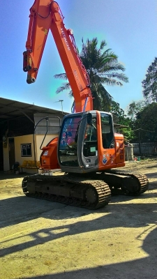 ขายด่วน รถขุด HITACHI ZX135 US เก่า ญี่ปุ่น  สวยมากๆๆๆ   โทร 089-3818694 ดวงนภา  เตียวตระกูล