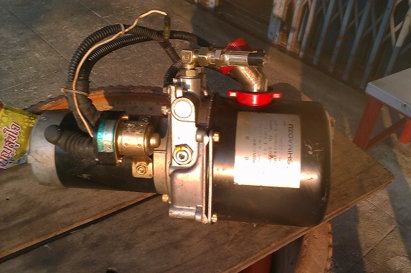 ขายปั้มมอเตอร์12vเก่าญื่ปุ่น