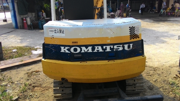 ขายด่วน รถขุด KOMATSU PC30-6 เก่า  ญี่ปุ่น  สภาพสวย  ชั่วโมงการทำงานน้อยมากๆๆ     สนใจโทร  089-3818694  ดวงนภา