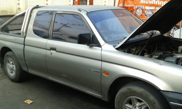 ขายรถกระบะแค็ป มิซูฯ ปี 1997 ติดฝาท้ายยกน้ำหนัก 300 กก.