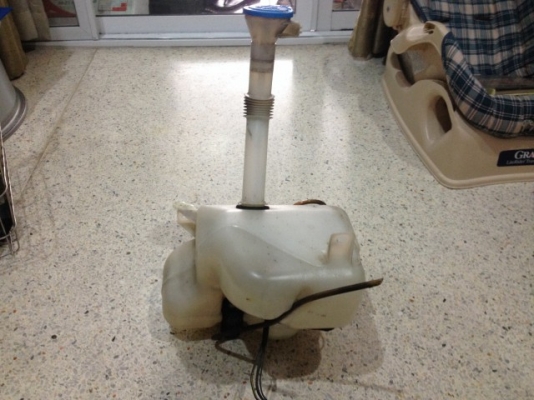 กระปุกฉีดน้ำฝนเเอคคอร์94 97ของเก่าญี่ปุ่นสภาพดี กระปุกฉีดน้ำฝนเเอคคอร์94 97ของเก่าญี่ปุ่นสภาพดี