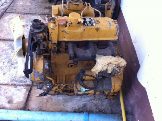 ขายเครื่องยนต์ KOMATSU 3D78-1E 3สูบเก่าญี่ปุ่นคับ ขายเครื่องยนต์ KOMATSU 3D78-1E 3สูบเก่าญี่ปุ่นคับ