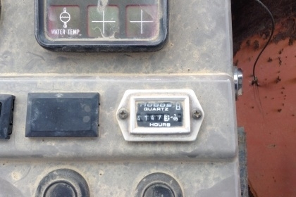 ขายรถแมคโครIHI 28 ราคา220,000 ราคาต่อรองได้