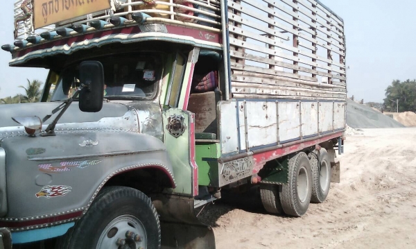 ขาย 10 ล้อหัวยาว เพลาเดียว คัสซีสวยตลอดเส้น เครื่อง 6BF1 185 แรงม้า เกียร์ HO เฟืองท้าย FUSO เพาวเวอร์ เบรคลมดัน ทะเบียนเต็มพร้อมโอน