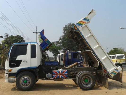 ขายดัมพ์6ล้อ ยาง 900R20 แชชซีสวยเครื่องดี สภาพพร้อมใช้งาน พ.เพาเวอร์ แชชซีสวย สภาพพร้อมวิ่งใช้งาน