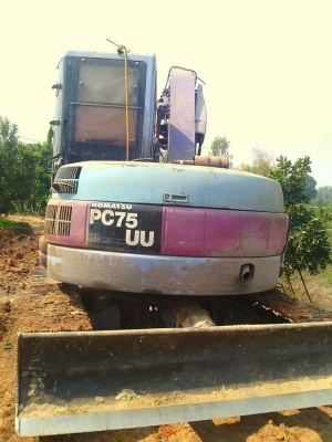 ขาย komatsu 75 uu หรือแลก รถไถ่ หรือรถดัมพ์ ได้
