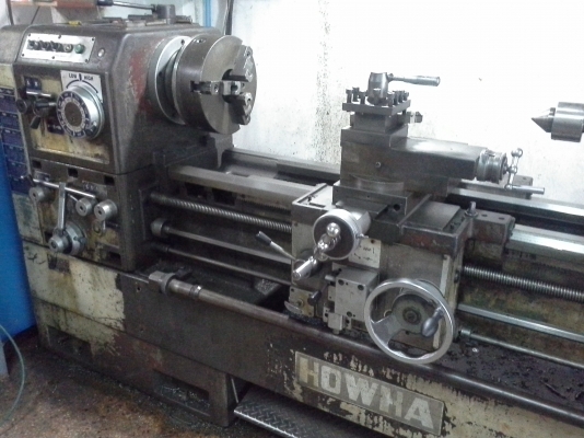 เครื่องกลึง 8 ฟุต HOWHA MODEL :GY 500Gx1500 เกียร์บล็อค 4 เพลา เด้งตัด มีเบรค กลึงเกลียวนิ้วและมิลไม่ต้องเปลี่ยนเฟือง พร้อมใช้งาน