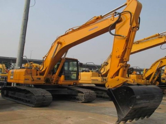 ขาย รถแบคโฮ รถขุด komatsu pc210 - 7 ใช้งานมาน้อย เพียง 5,261 ชั่วโม ขาย รถแบคโฮ รถขุด komatsu pc210 - 7 ใช้งานมาน้อย เพียง 5,261 ชั่วโม