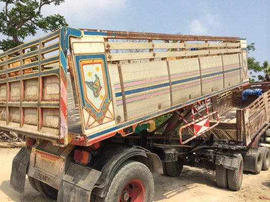 ขายสิบล้อดั้มพ่วงISUZU FXZ240NFYเครื่องก๊าซฮุนได320แรงเกียร์อินตั้น