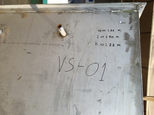 ขายถังสแตนเลส 2,000 ลิตร ทรง 4 เหลี่ยม สภาพสวย ขายถังสแตนเลส 2,000 ลิตร ทรง 4 เหลี่ยม สภาพสวย