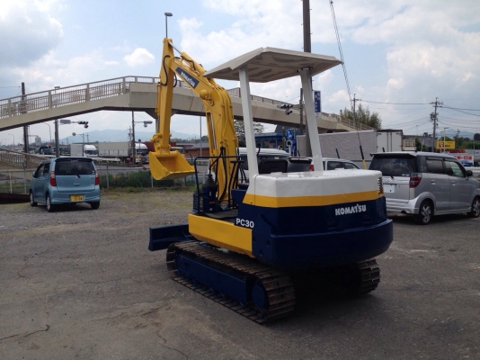 KOMATSU PC 30-6 Engine 34699 ยังไม่เคยใช้งานในไทย KOMATSU PC 30-6 Engine 34699 ยังไม่เคยใช้งานในไทย