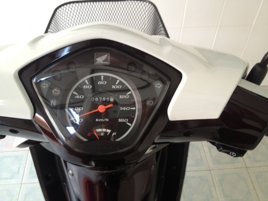 Wave110i สต๊าดมือ วิ่ง8000 ปี56 (ของแถม 4 รายการ)