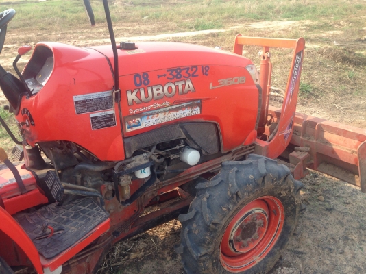 รถไถ KUBOTA L3608 มีภาพวีดีโอ อายุการใช้งาน พร้อมอุปกรณ์ 3 รายการ ผานดันหน้า โรตารี ผาน 5 เครื่ิองดี รถไถ KUBOTA L3608 มีภาพวีดีโอ อายุการใช้งาน พร้อมอุปกรณ์ 3 รายการ ผานดันหน้า โรตารี ผาน 5 เครื่ิองดี
