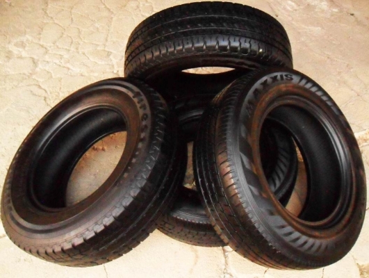 ยางกระบะขอบ15 ไฟร์สโตน215-70-R15ลงพื้นปี13(4เส้น2,400บ) ยางกระบะขอบ15 ไฟร์สโตน215-70-R15ลงพื้นปี13(4เส้น2,400บ)