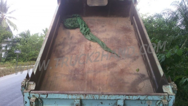 ISUZU NKR 55EU5 กระบะดั้ม  88เเรงม้า   กระบะดั้ม 3 คิว