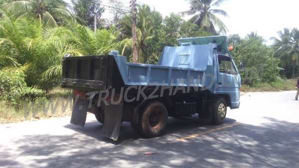 ISUZU NKR 55EU5 กระบะดั้ม  88เเรงม้า   กระบะดั้ม 3 คิว