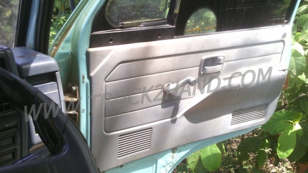 ISUZU NKR 55EU5 กระบะดั้ม  88เเรงม้า   กระบะดั้ม 3 คิว