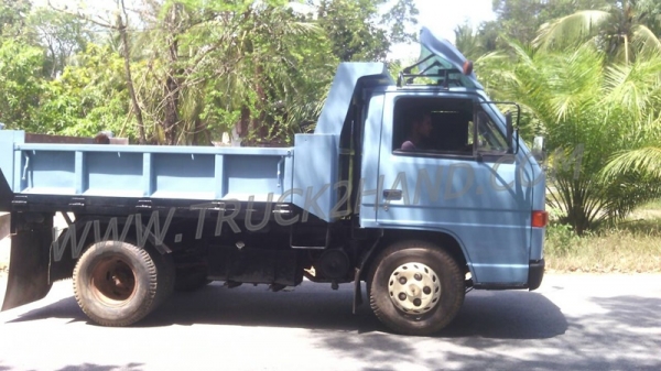 ISUZU NKR 55EU5 กระบะดั้ม  88เเรงม้า   กระบะดั้ม 3 คิว