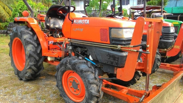 ขายรถไถ KUBOTA L3408  สภาพดีเดิมๆ พร้อมดันหน้า