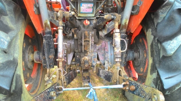 ขายรถไถ KUBOTA L2808  สภาพดีเดิมๆ พร้อมดันหน้า