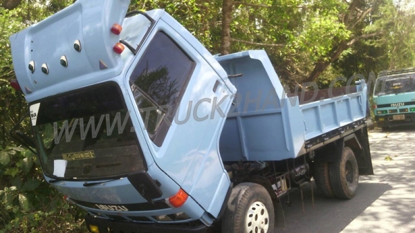 ISUZU NKR 55EUS 88 แรงม้า กระบะดั้ม แชชซีสวยตลอดเส้น หัวเก๋งเก็บใหม่