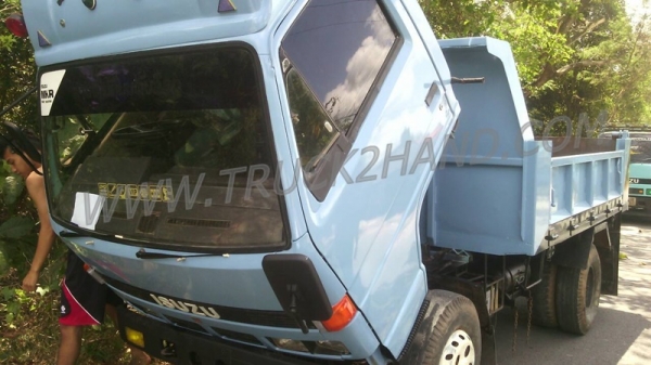 ISUZU NKR 55EUS 88 แรงม้า กระบะดั้ม แชชซีสวยตลอดเส้น หัวเก๋งเก็บใหม่
