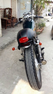 ขาย sr400 อินวอย  แต่งคาเฟ่สวยๆ รถเลี่ยมกริ๊บ เครื่องแน่นๆ ระบบไฟใช้ได้ทุกจุด ไมล์ขึ้น รอบขึ้น  ยางเต็ม ของแต่งพอสมควรตามรูป เอาไปขับหล่ออย่างเดียว  ขาย 63000 สนใจโทร 0903120561 Line: nooksh. (มีจุด)