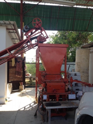 เครื่องผลิตอิฐมวลเบาชุดใหญ่