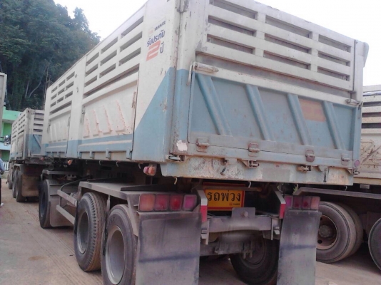 รถฮีโน่ 10 ล้อดั้ม 380 แรงม้า. ปี 55  ( รถวิ่ง 2x,xxx กว่า กม. )   ( ขายแม่ , ลูก )    สนใจติดต่อ  081 - 6079515