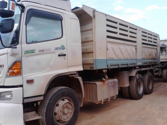 รถฮีโน่ 10 ล้อดั้ม 380 แรงม้า. ปี 55  ( รถวิ่ง 2x,xxx กว่า กม. )   ( ขายแม่ , ลูก )    สนใจติดต่อ  081 - 6079515