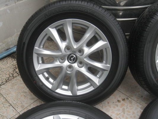 ขายล้อแม็กป้ายแดง mazda3 16" พร้อมยางปี14 สนใจติดต่อเล็กคลองสามครับ 081-3747940