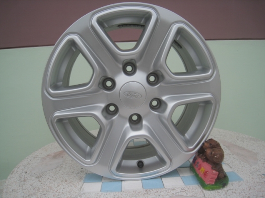 ขายล้อแม็กป้ายแดง Ford ranger 17" สนใจติดต่อเล็กคลองสามครับ 081-3747940