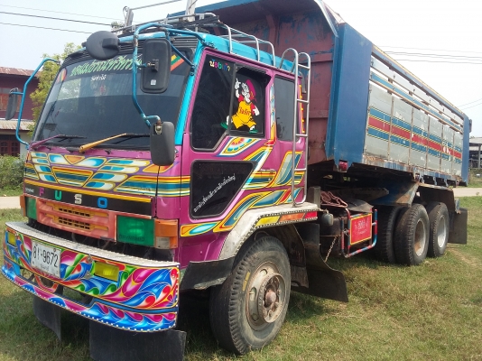 ขาย10ล้อ2เพลาดั้ม มิตซูบิชิ FN527 MA เครื่อง195 เเรง เบรกใหญ่ คัชชีใหญ่