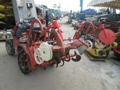 รถพรวนดินนั่งขับ    HONDA    MIGHTY-11  รหัสสินค้า : 14001778   หรือเพิ่มเติมไดที่ www.nihonmono.com