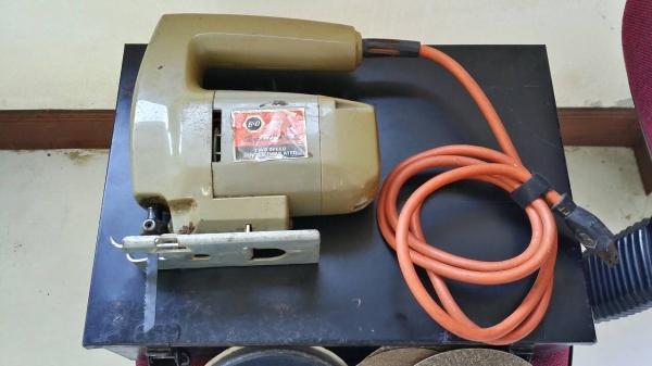 ขายชุดสว่านพร้อมจิ๊กซอ Black &amp; Decker  made in usa