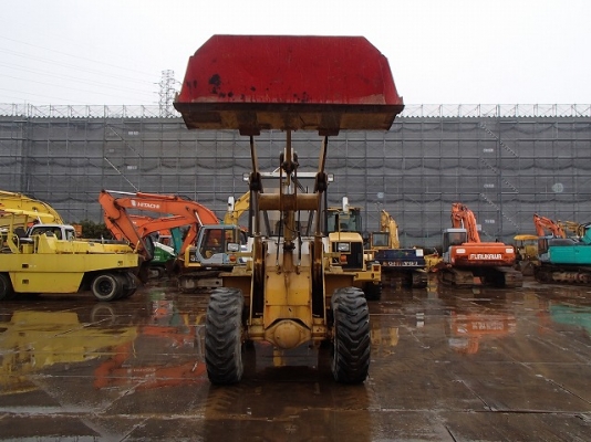 ขายรถตัก TCM 830 ขายรถตัก TCM 830