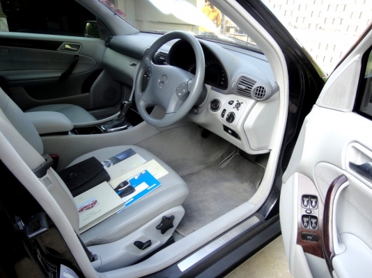 2003BENZ C180 2.0Elegance มือเดียวป้ายแดง ออกDaimlerChrysler ประเทศไทย 2003BENZ C180 2.0Elegance มือเดียวป้ายแดง ออกDaimlerChrysler ประเทศไทย