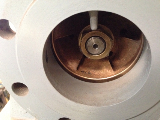 ขายปั้มน้ำหอยโข่ง Ebara ขนาดเข้า 4 นิ้ว ออก 3 นิ้ว พร้อมมอเตอร์ mitsubishi 7.5 HP. 1450 rpm. 380V สภาพสวยมาก ใบทองเหลือง พร้อมใช้งาน มี 2 ชุดครับ ( เหลือ 1 ชุดครับ )