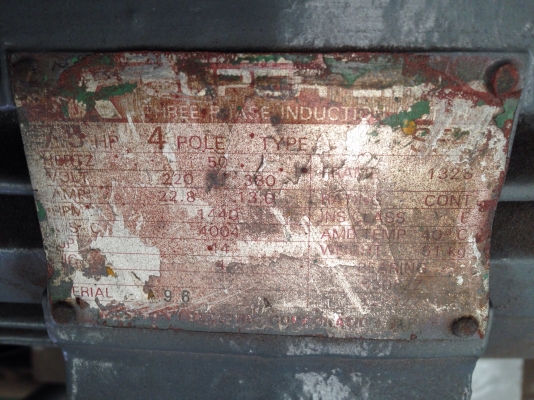 ขายปั้มน้ำหอยโข่ง Ebara ขนาดเข้า 4 นิ้ว ออก 3 นิ้ว พร้อมมอเตอร์ mitsubishi 7.5 HP. 1450 rpm. 380V สภาพสวยมาก ใบทองเหลือง พร้อมใช้งาน มี 2 ชุดครับ ( เหลือ 1 ชุดครับ )