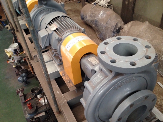 ขายปั้มน้ำหอยโข่ง Ebara ขนาดเข้า 4 นิ้ว ออก 3 นิ้ว พร้อมมอเตอร์ mitsubishi 7.5 HP. 1450 rpm. 380V สภาพสวยมาก ใบทองเหลือง พร้อมใช้งาน มี 2 ชุดครับ ( เหลือ 1 ชุดครับ )