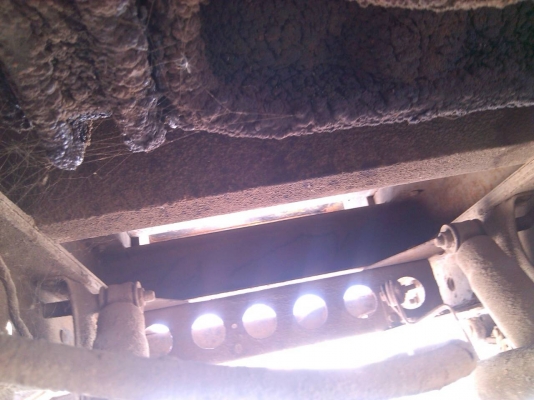 หกล้อเล็ก อีซูซุ TL74ดั้ม3คิว สภาพเดิมๆรถใช้งานได้ เลย ภาษีเต็ม ทะเบียนพร้อมโอน ราคา 180,000บ  ครับ