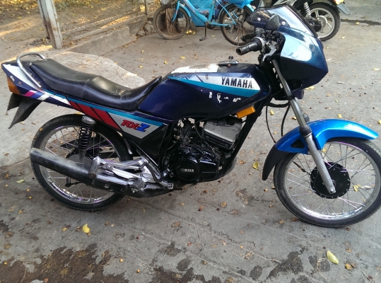 ขาย YAMAHA RXZ. พร้อมเล่มทะเบียน เครื่องแน่นพร้อมใช้งาน