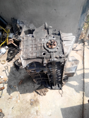 BMW X3 block cylinder (เสื้อสูบเครื่อง บีเอ็มดับเบิลยูเอ็ก 3)2009 พร้อมลูกสูบเพลาข้อเหวี่ยง  20000 บาท