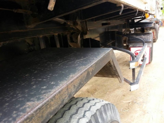 ขายสิบล้อยูโร2 270 สนใจติดต่อได้ที่ 085-3635720หรือ 089-9198420