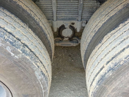 ขายสิบล้อยูโร2 270 สนใจติดต่อได้ที่ 085-3635720หรือ 089-9198420