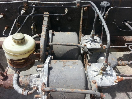 รถฮีโน่ 10 ล้อ FL3H  195 แรงม้า.  ( ขายหัว / คัชซี. )   สนใจติดต่อ  081 - 6079515