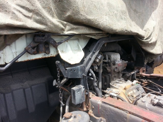 รถฮีโน่ 10 ล้อ FL3H  195 แรงม้า.  ( ขายหัว / คัชซี. )   สนใจติดต่อ  081 - 6079515