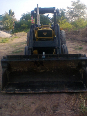 ขายรถไถสภาพพร้อมใช้งานยี่ห้อแมสซี่ ขายรถไถสภาพพร้อมใช้งานยี่ห้อแมสซี่